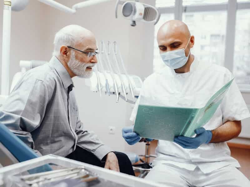 Free Dental Implants for Seniors on Medicare