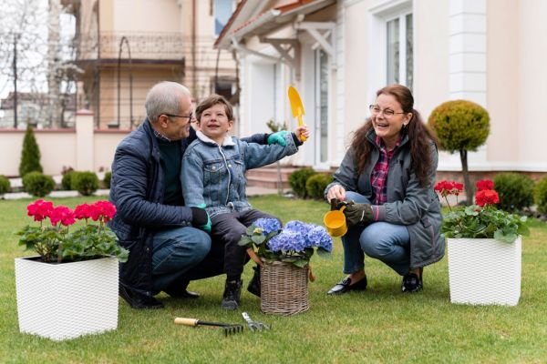 Free Lawn Care For Seniors Near Me